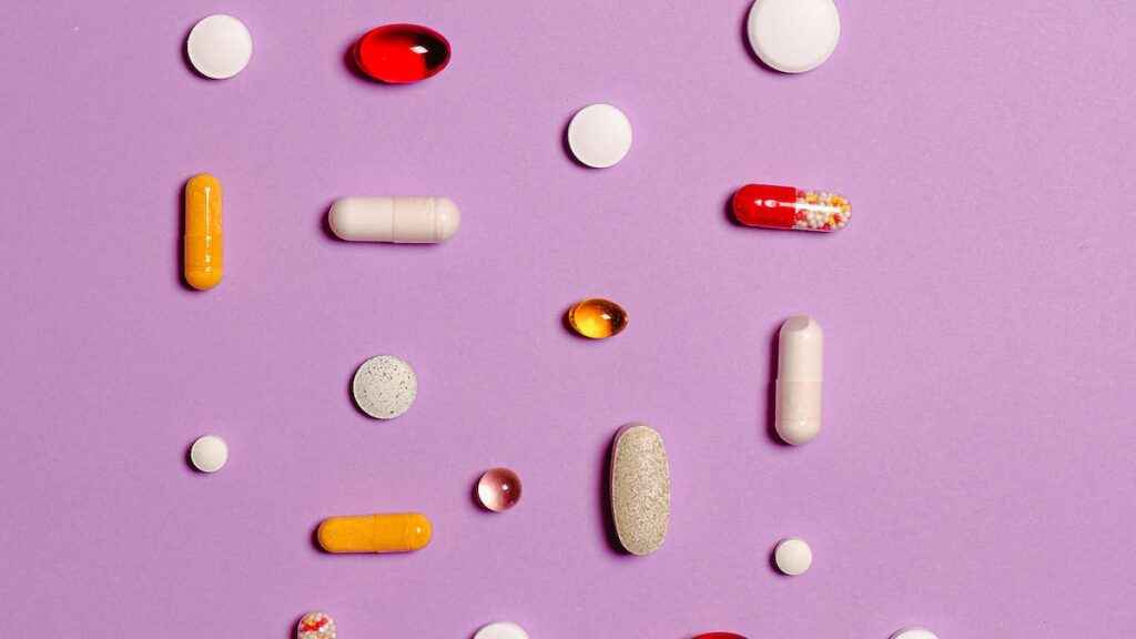 Além das Calorias: Como os Medicamentos Afetam sua Perda de Peso