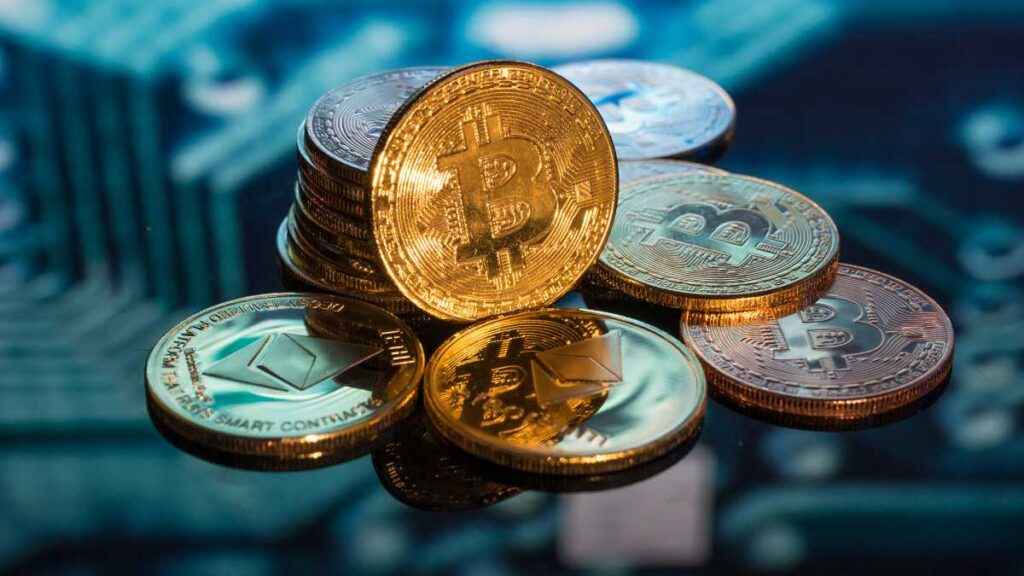 É obrigatório declarar criptomoedas no IR